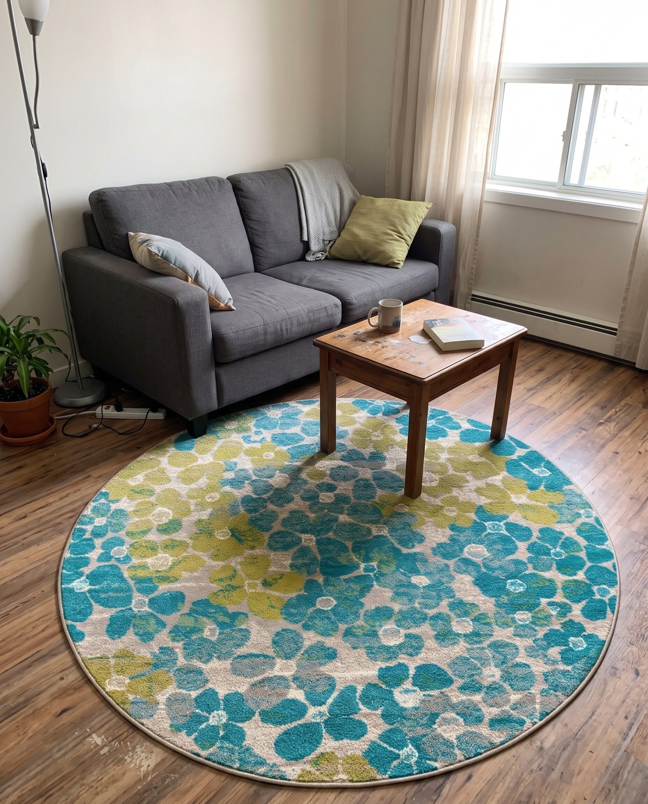 3' x 3' Portage · Floral rug, blue and chartreuse