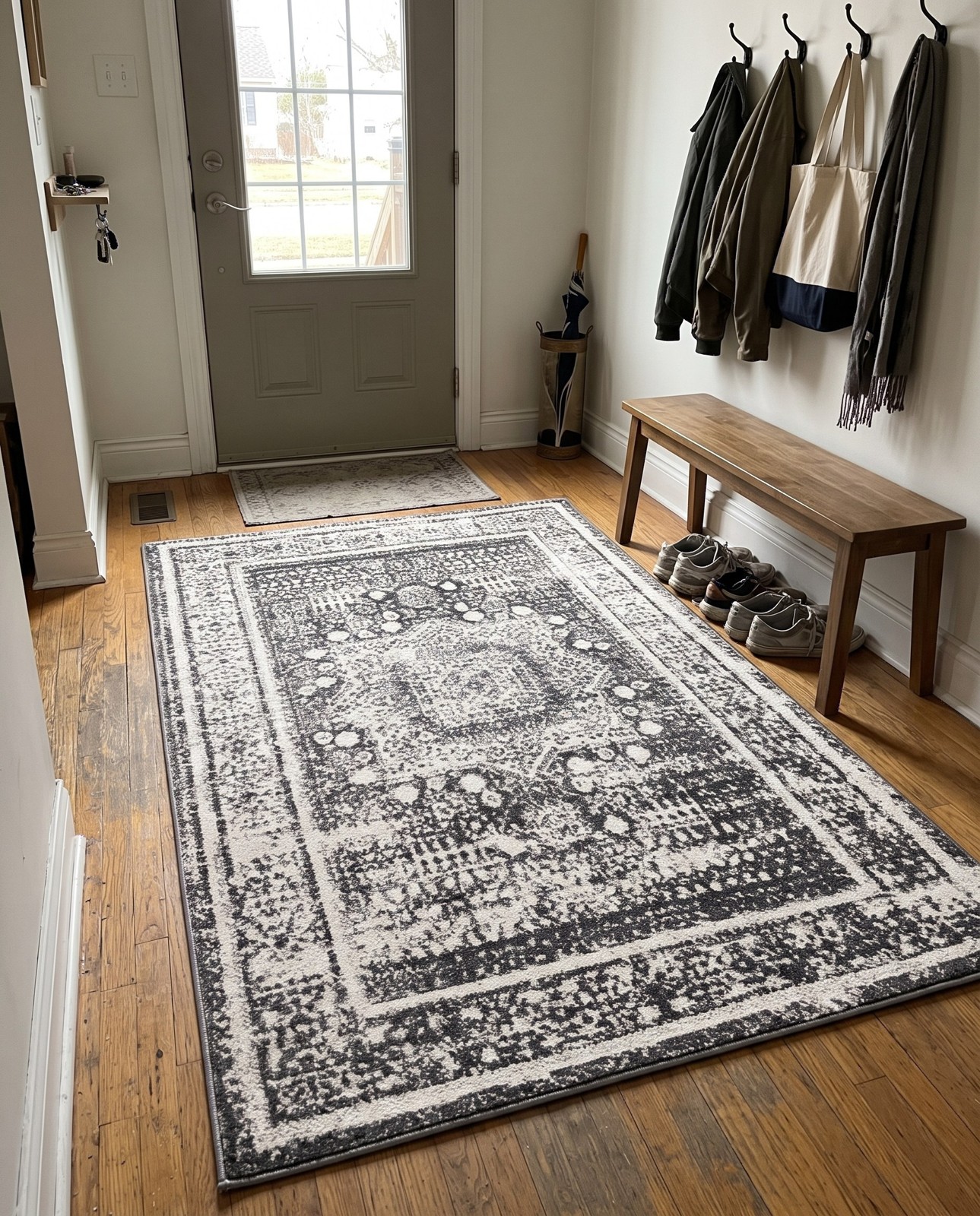 5' 3 x 8' Waco · Rug