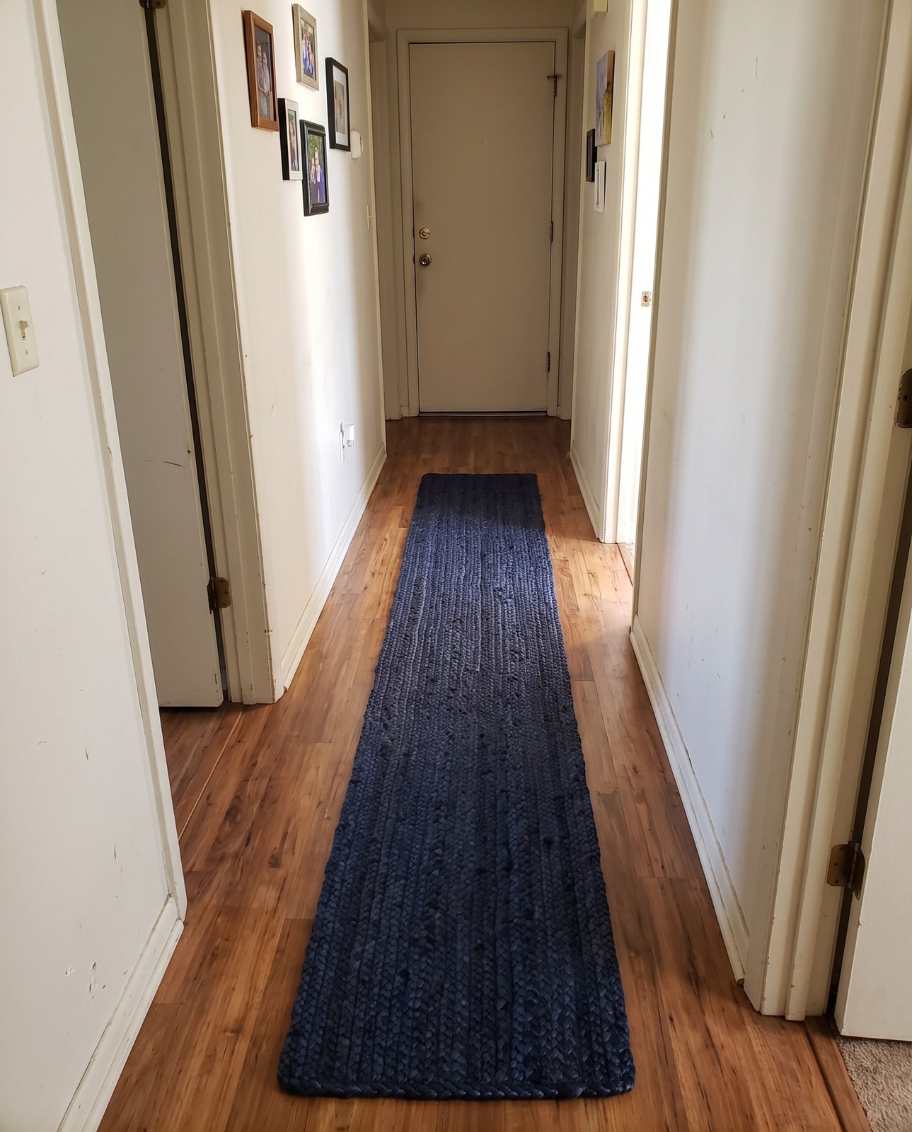 0' 9 x 2' 6 Marlin · Solid Braided Jute Rug, navy