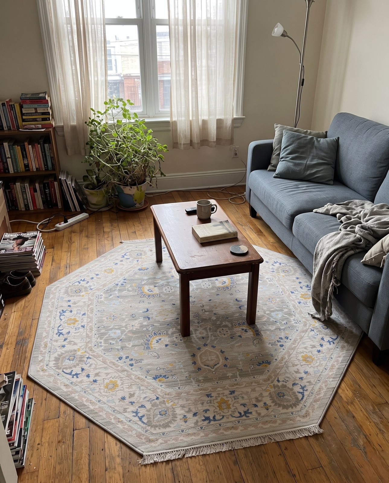 4' x 6' McKay · Faded medallion rug, gray and gold