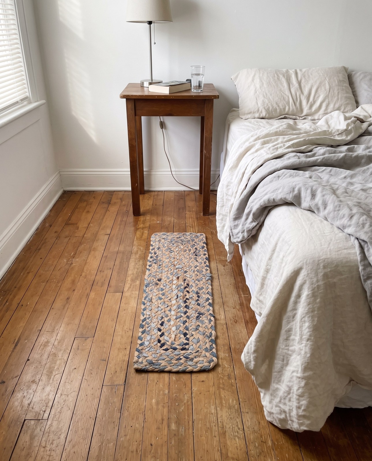 Detail image of 0' 9 x 2' 6 Wallace · Chindi Rug, multi