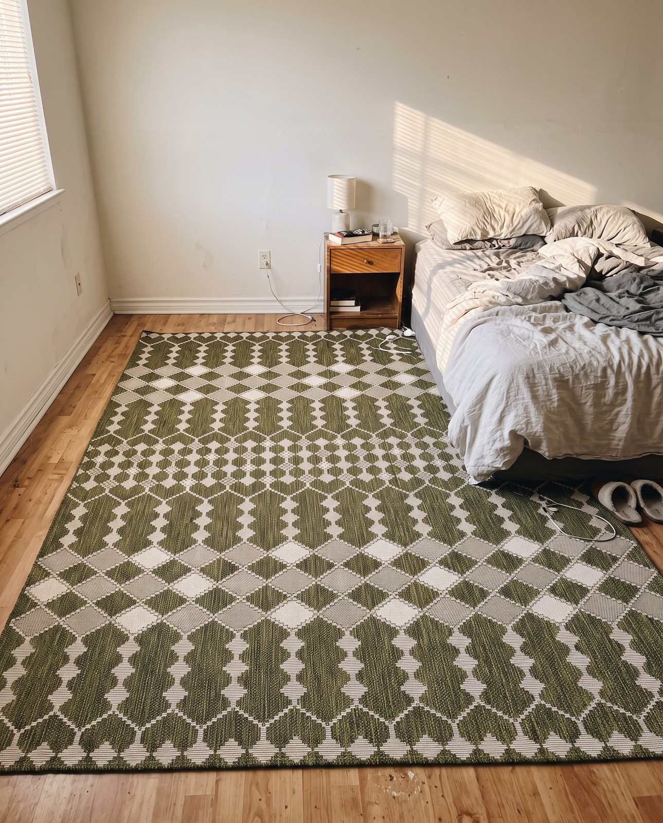 2' x 3' Ramsden · Diamond Outdoor Rug, green