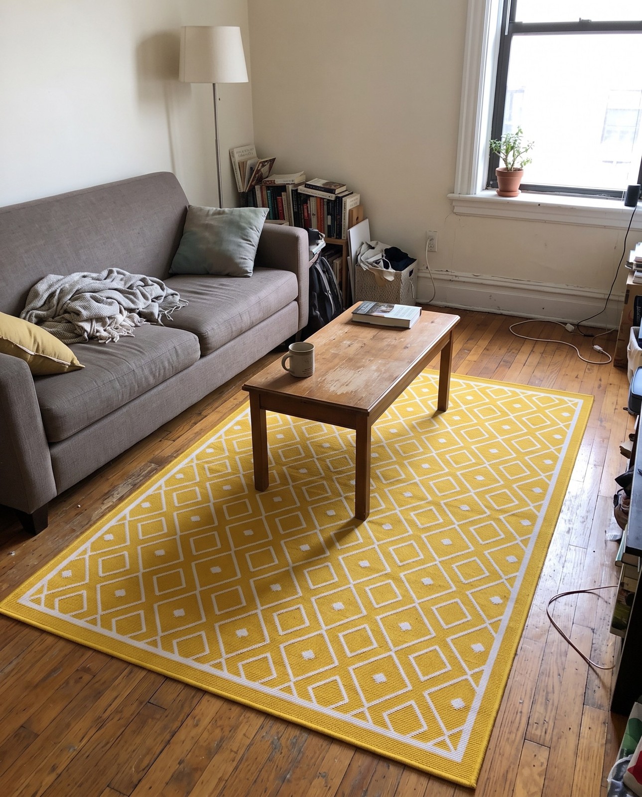 4' x 6' Revell · Border Outdoor Rug, yellow