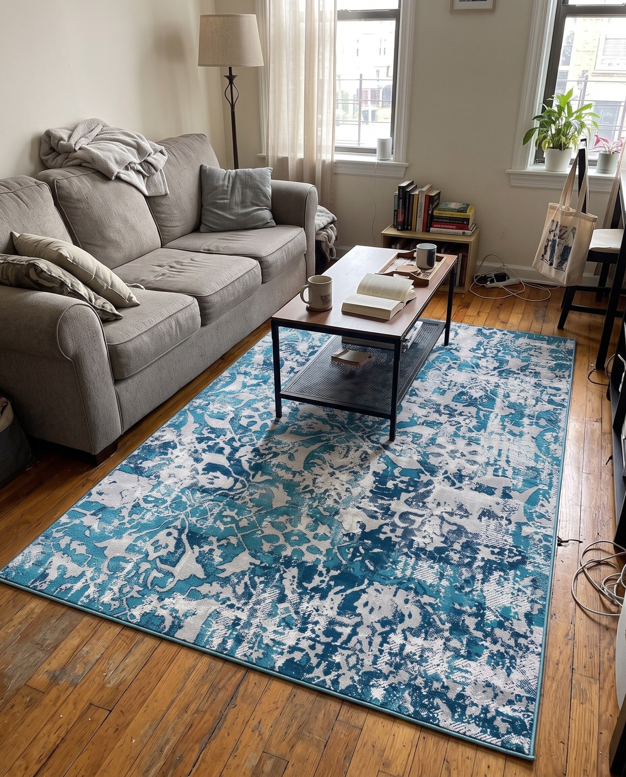 Detail image of 5' 3 x 8' Carrick · Medallion rug, blue