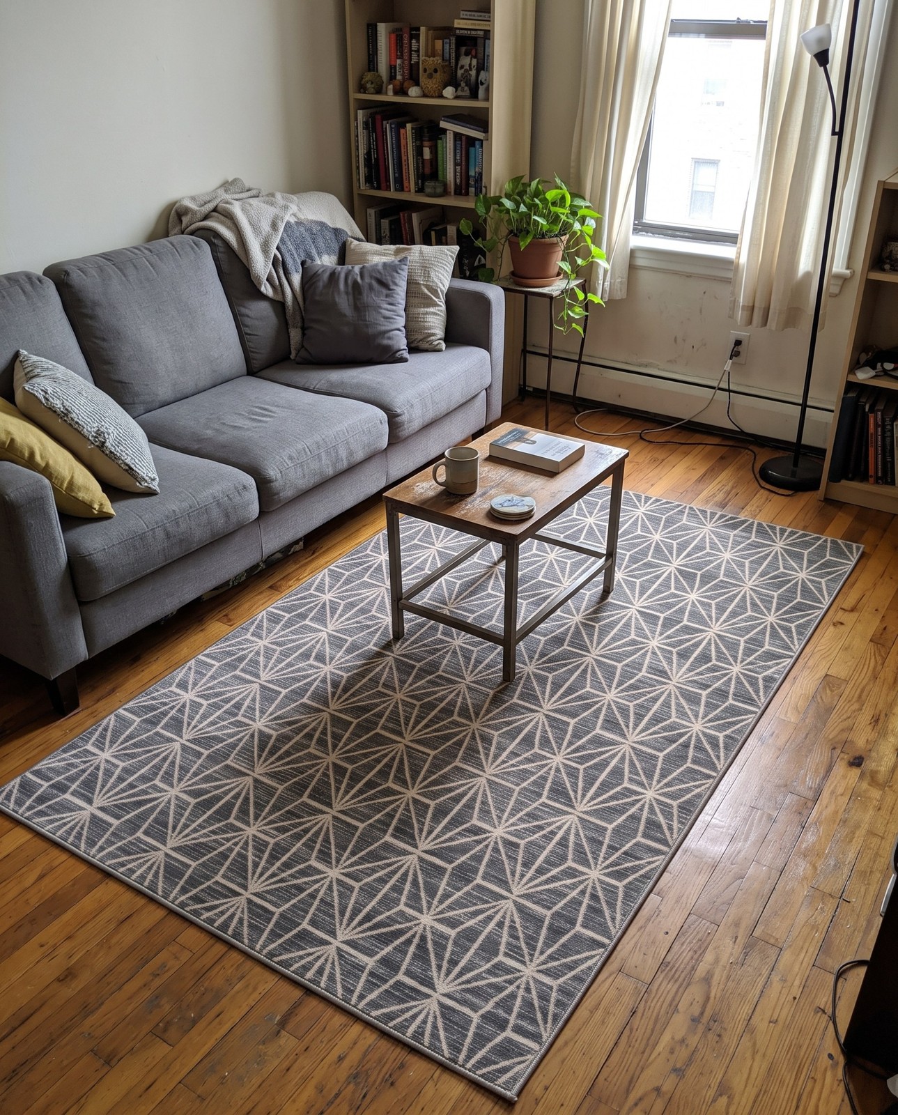 5' x 8' Deerbrush · Diamond rug