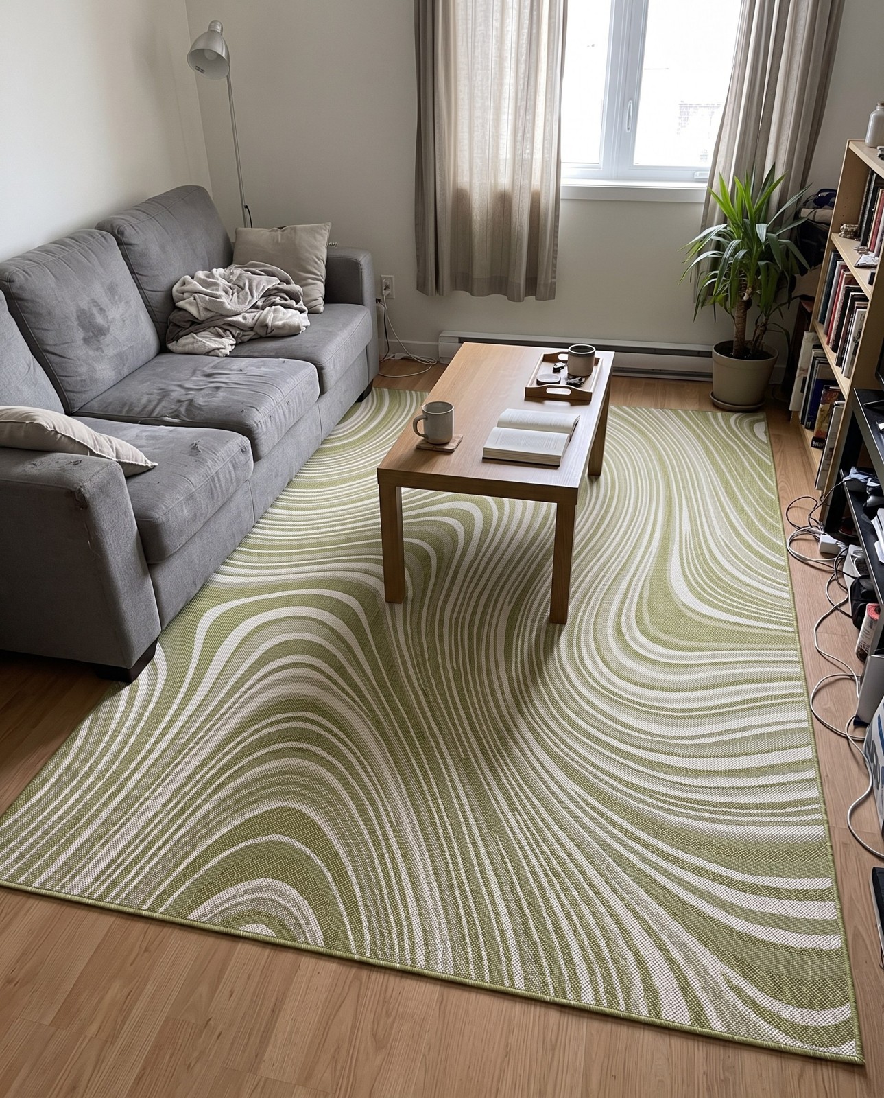 9' x 12' Lander · Abstract Outdoor Rug, green
