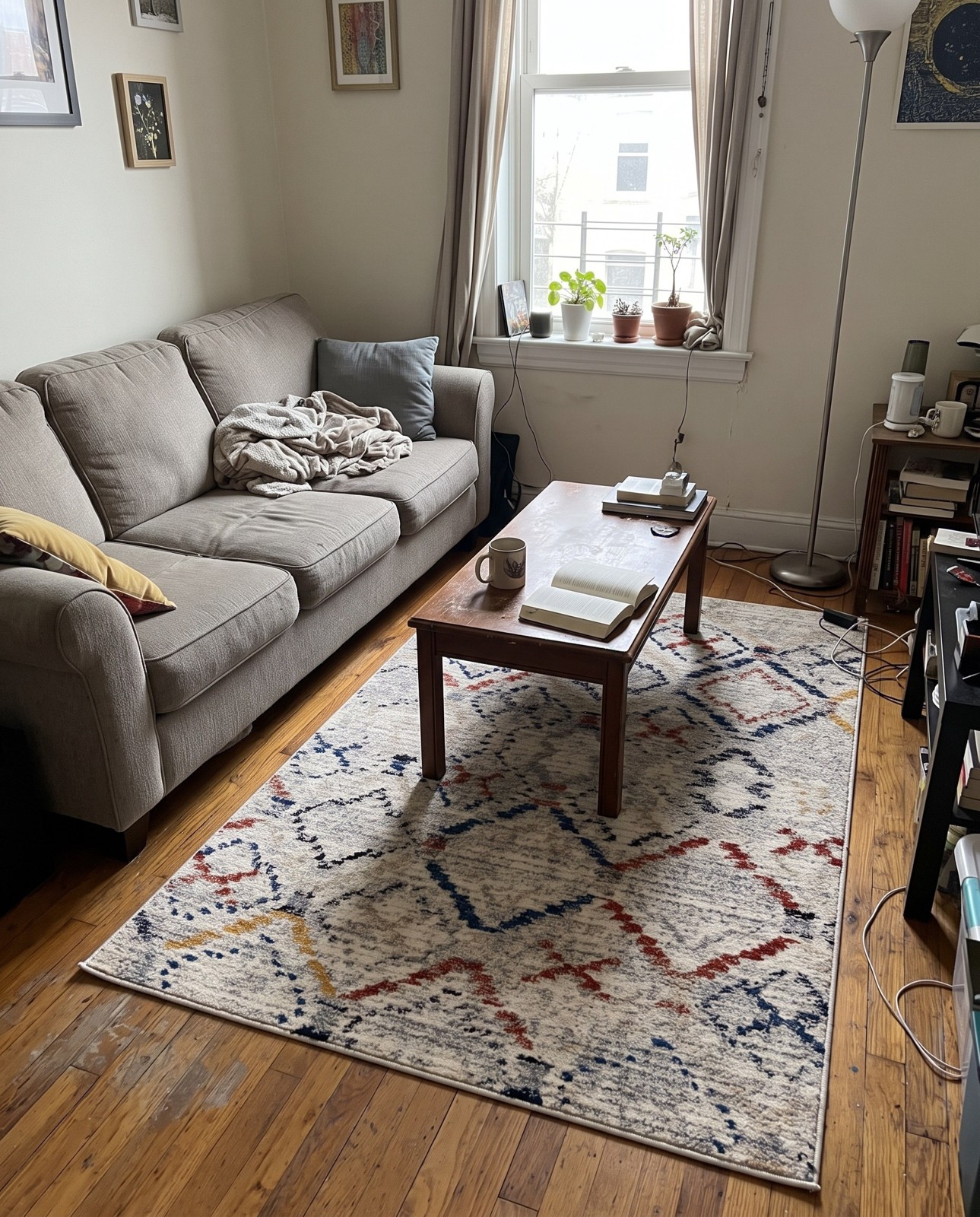 4' x 6' Tilden · Diamond rug, multi