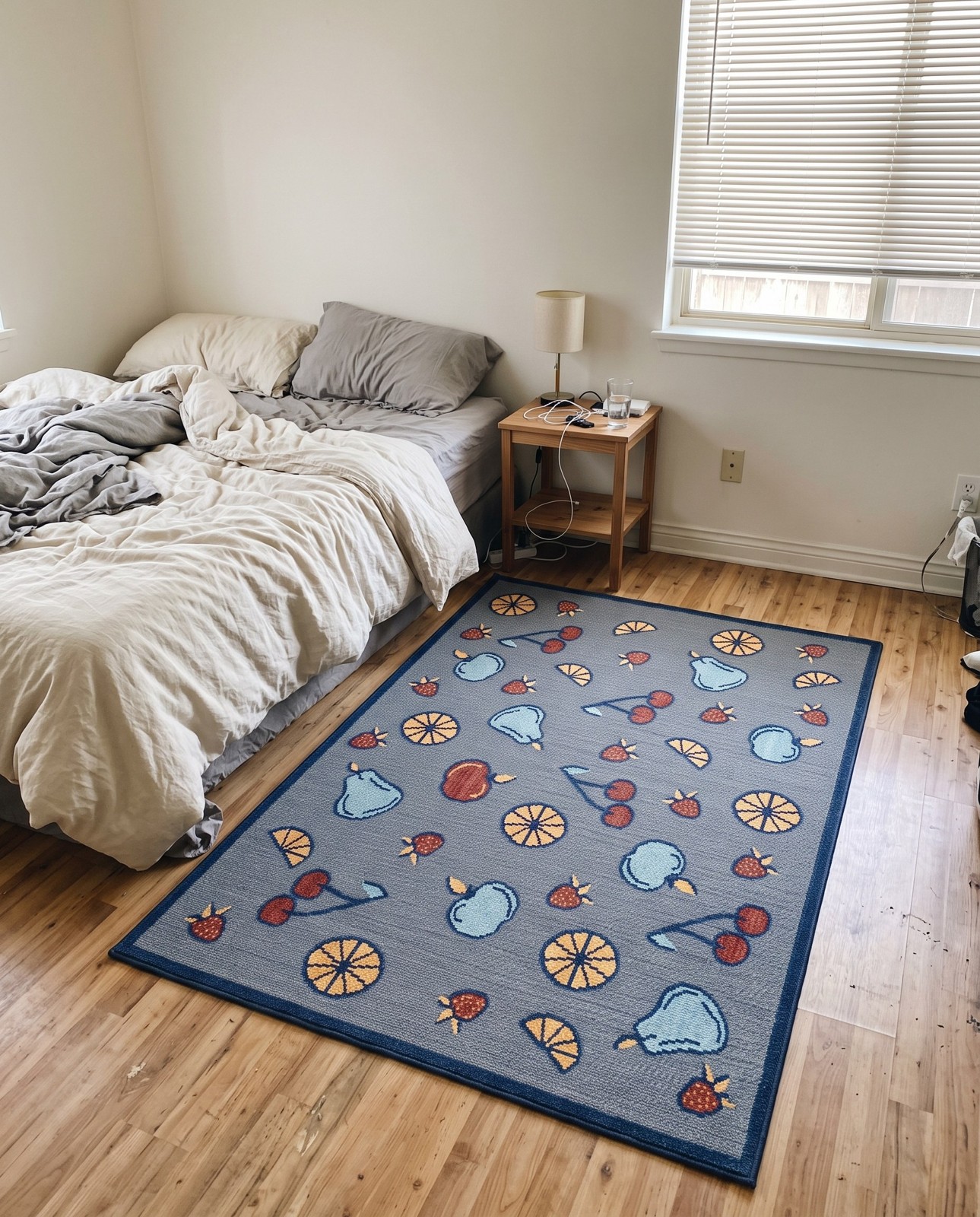 5' x 7' 7 Easton · Fruit motif Outdoor Rug, gray and terracotta