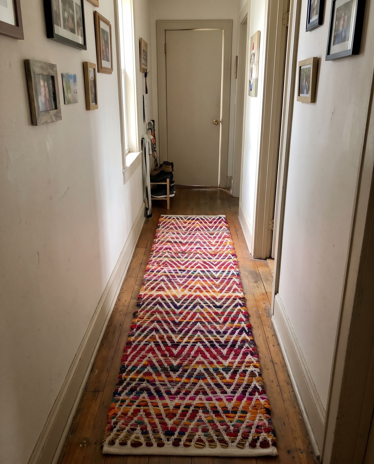 1' 2 x 8' Hopkins · Chevron Chindi Rug, multi