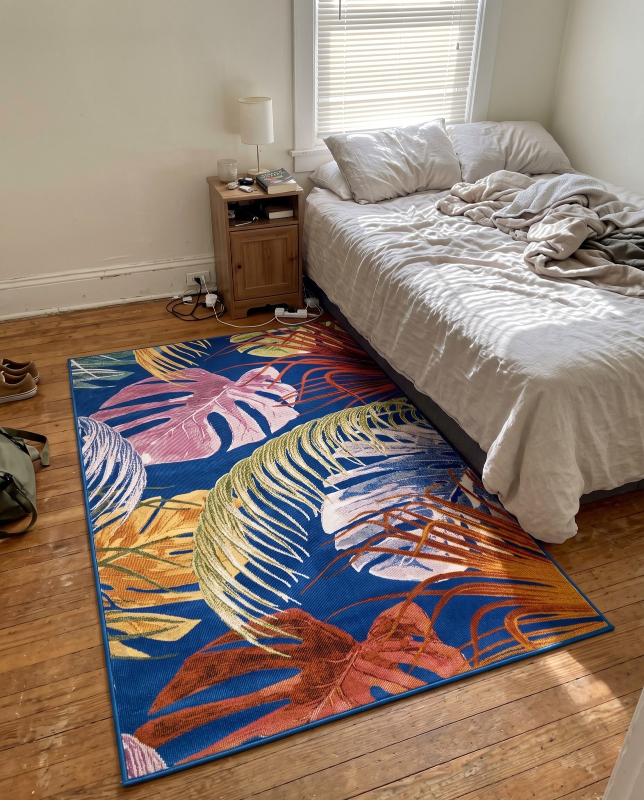 Detail image of 2' x 3' Britton · Tropical leaf rug, blue and multi