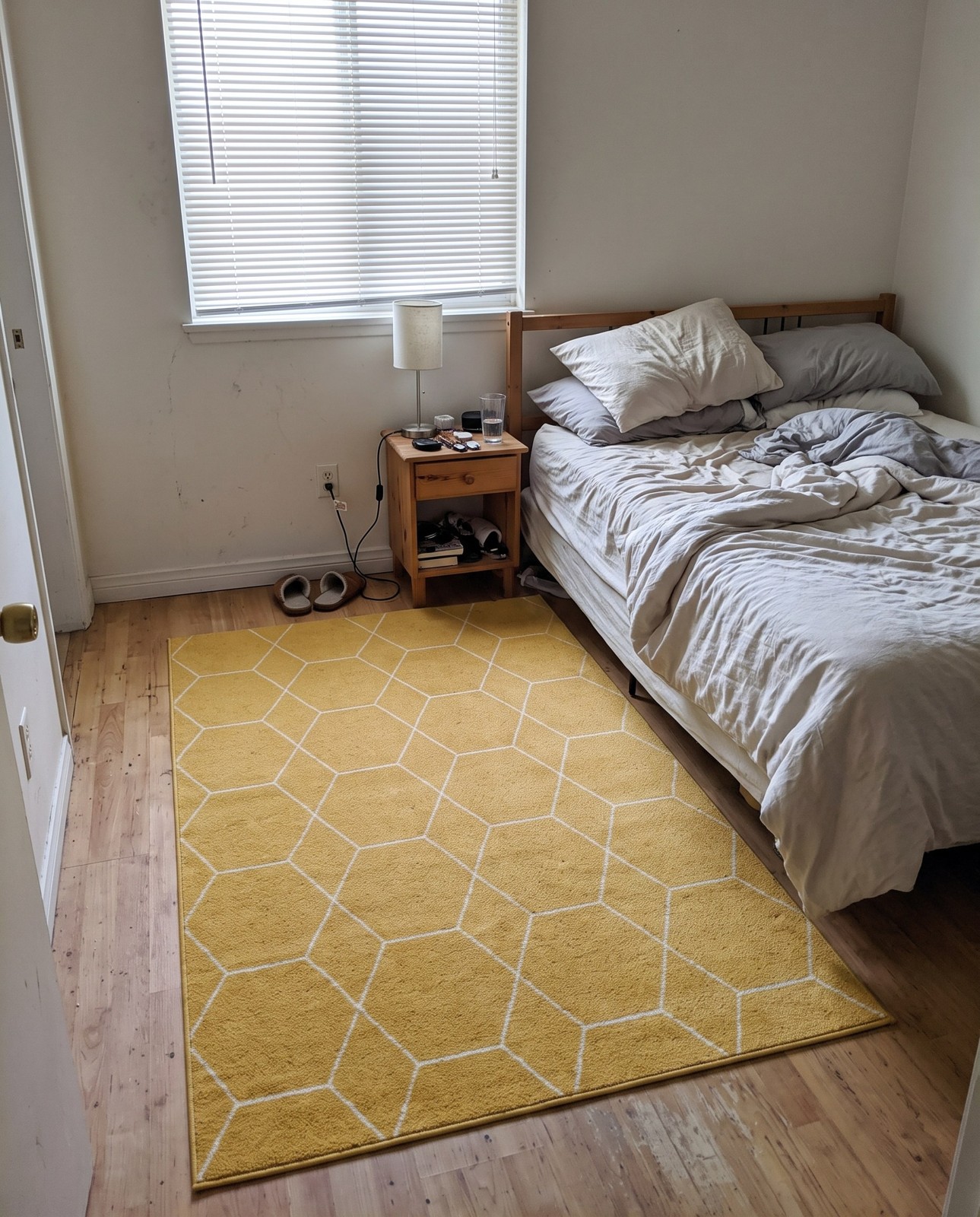 9' x 12' Galloway · Diamond rug