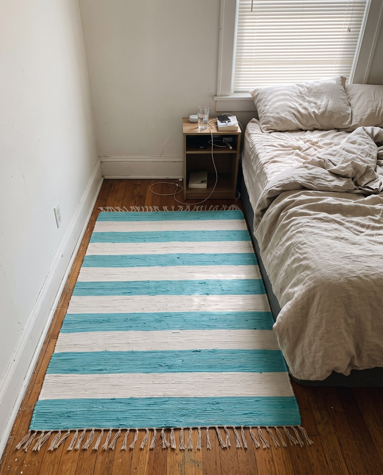 5' 1 x 8' Flagstaff · Striped Chindi Rug