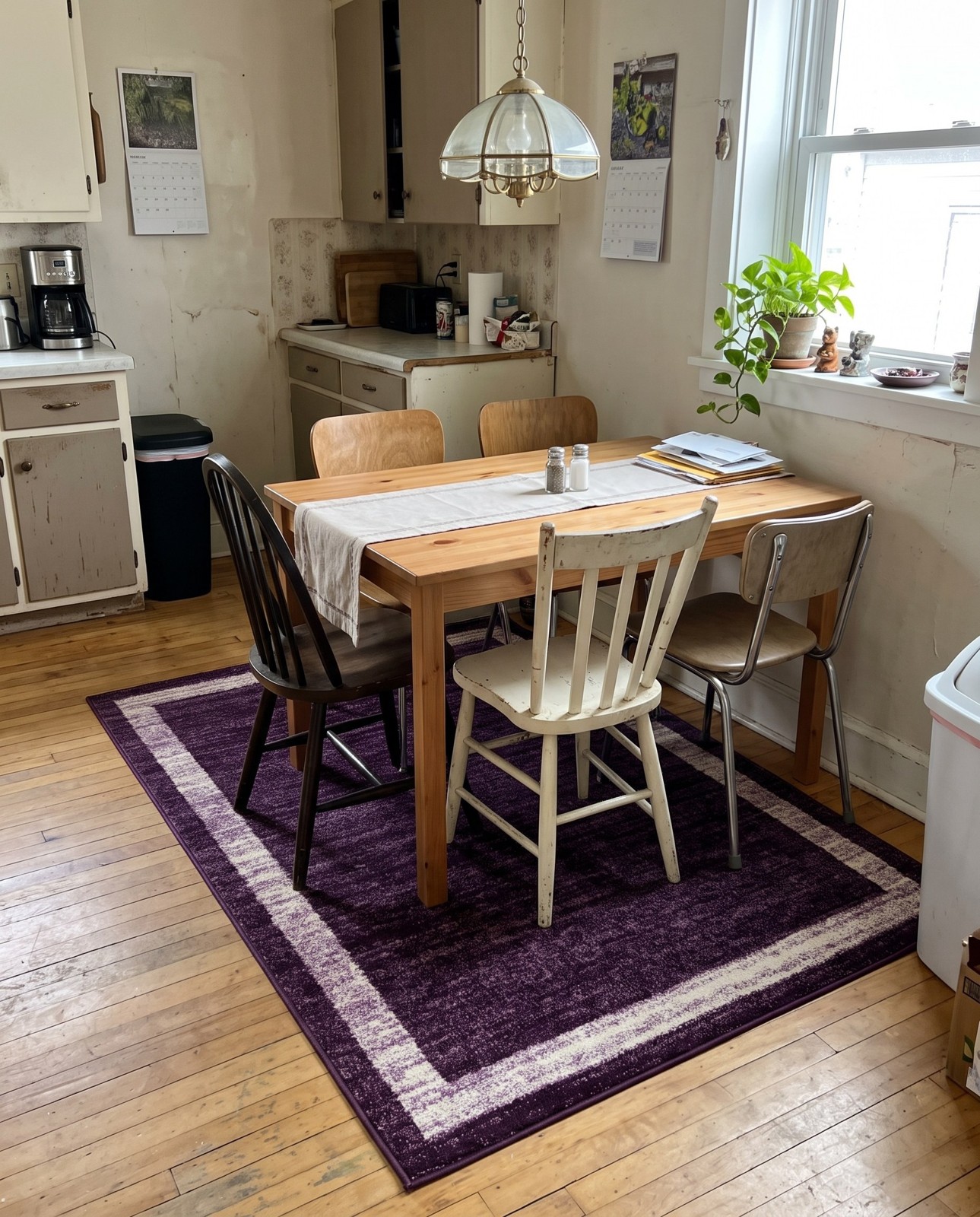 4' x 6' Kelleher · Border rug
