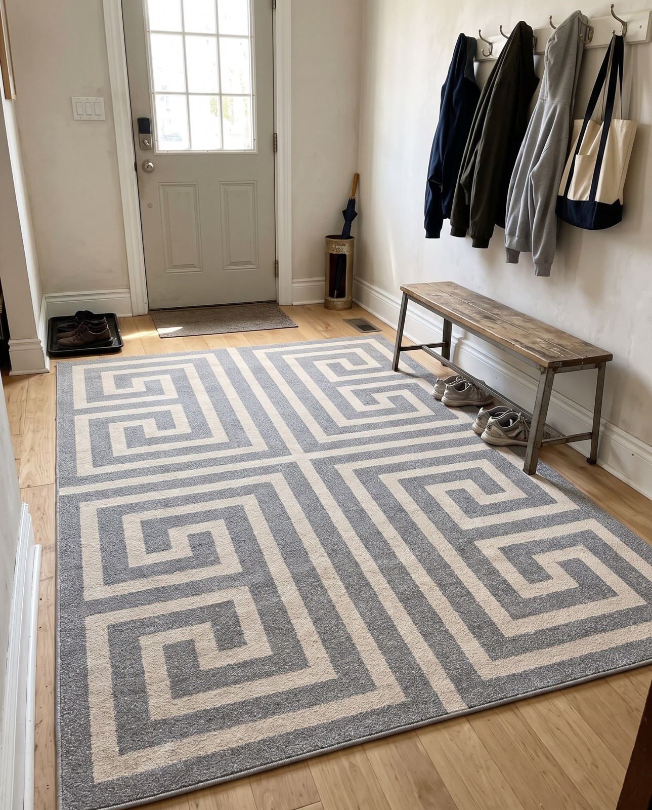 7' x 10' Ludgate · Geometric rug