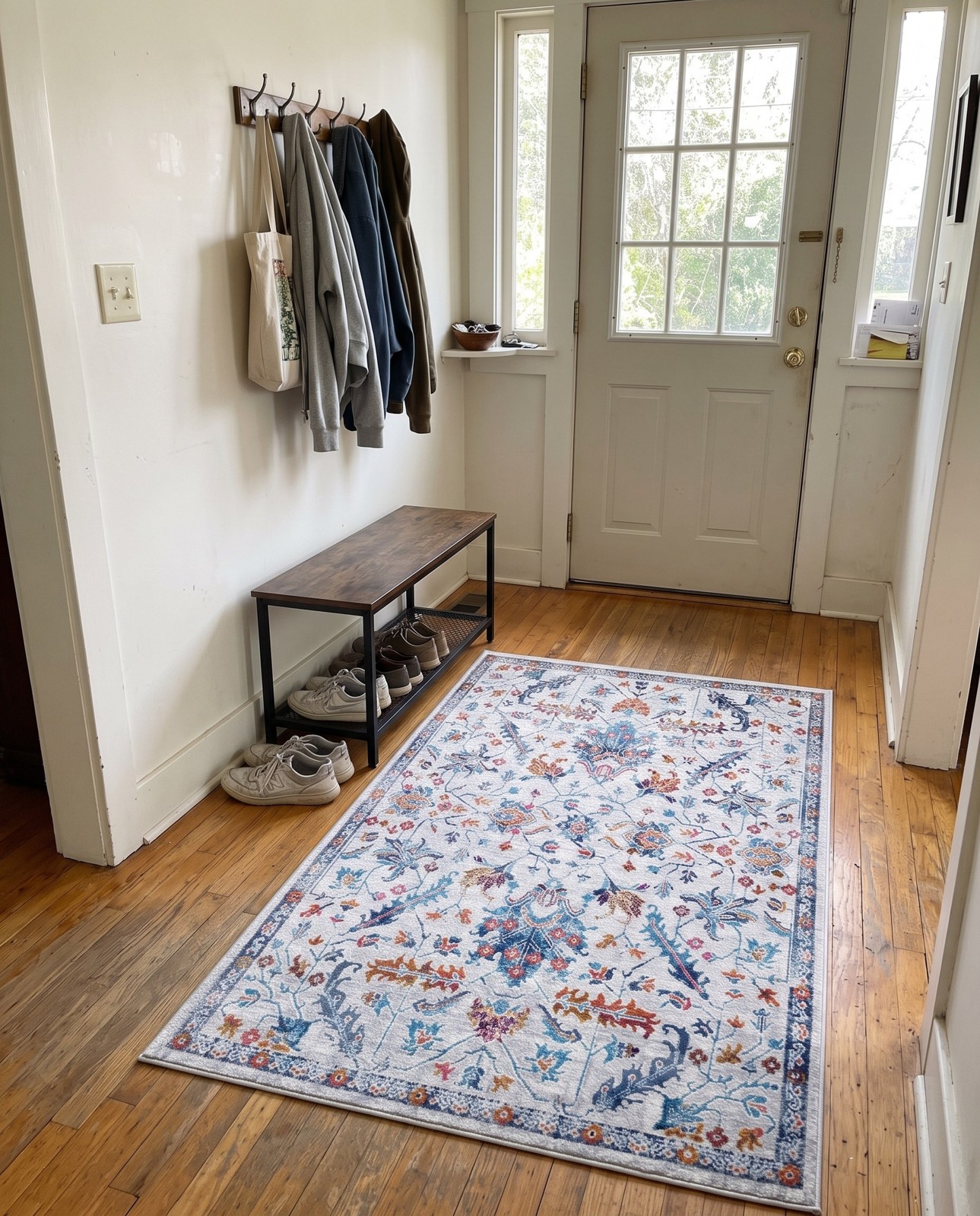 4' x 6' Foley · Border rug, white