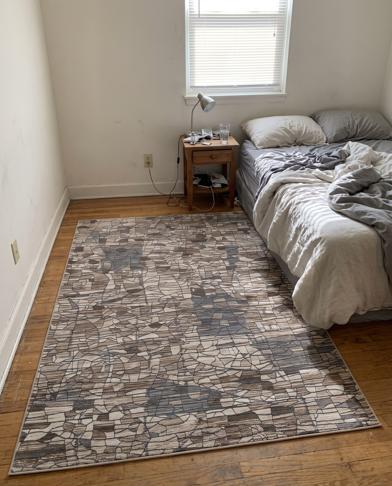 8' x 10' Stratton · Abstract rug, etch beige