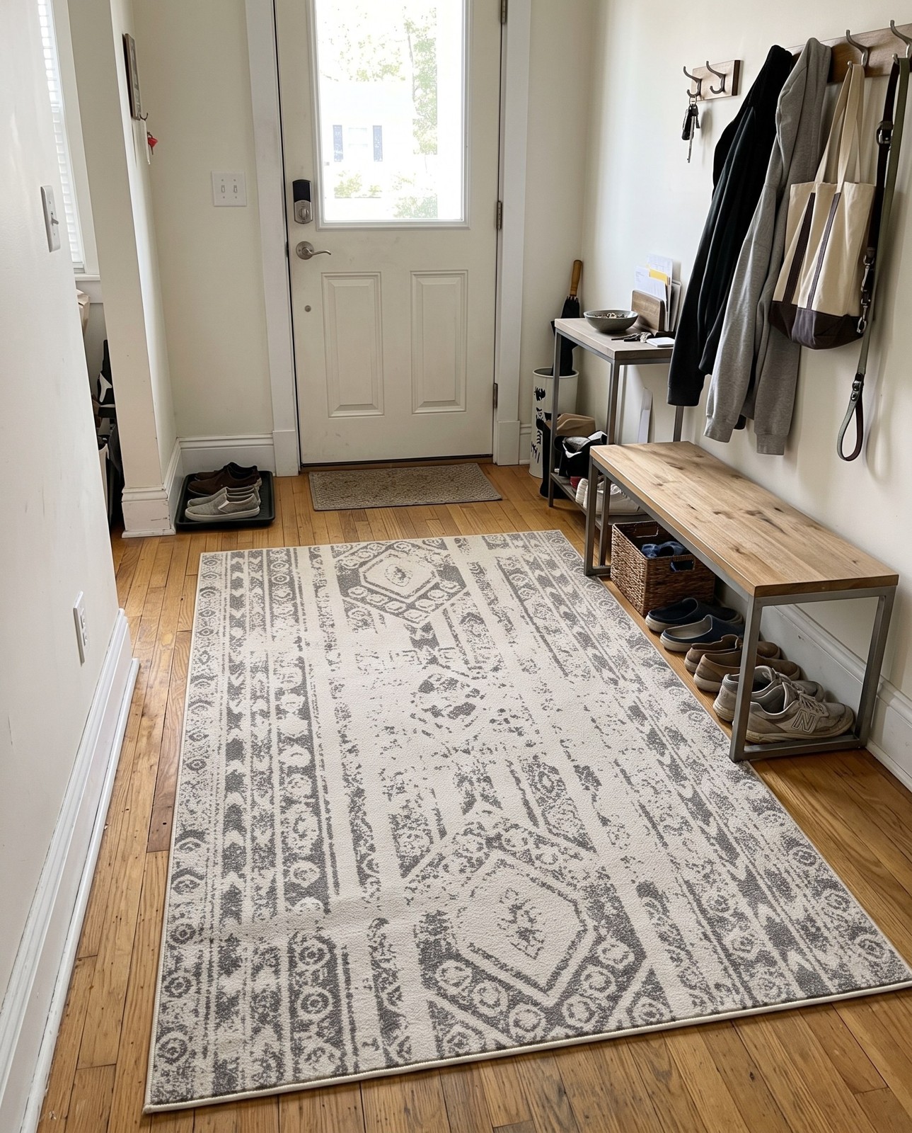 Detail image of 5' 3 x 8' Underhill · Abstract rug, ivory and gray