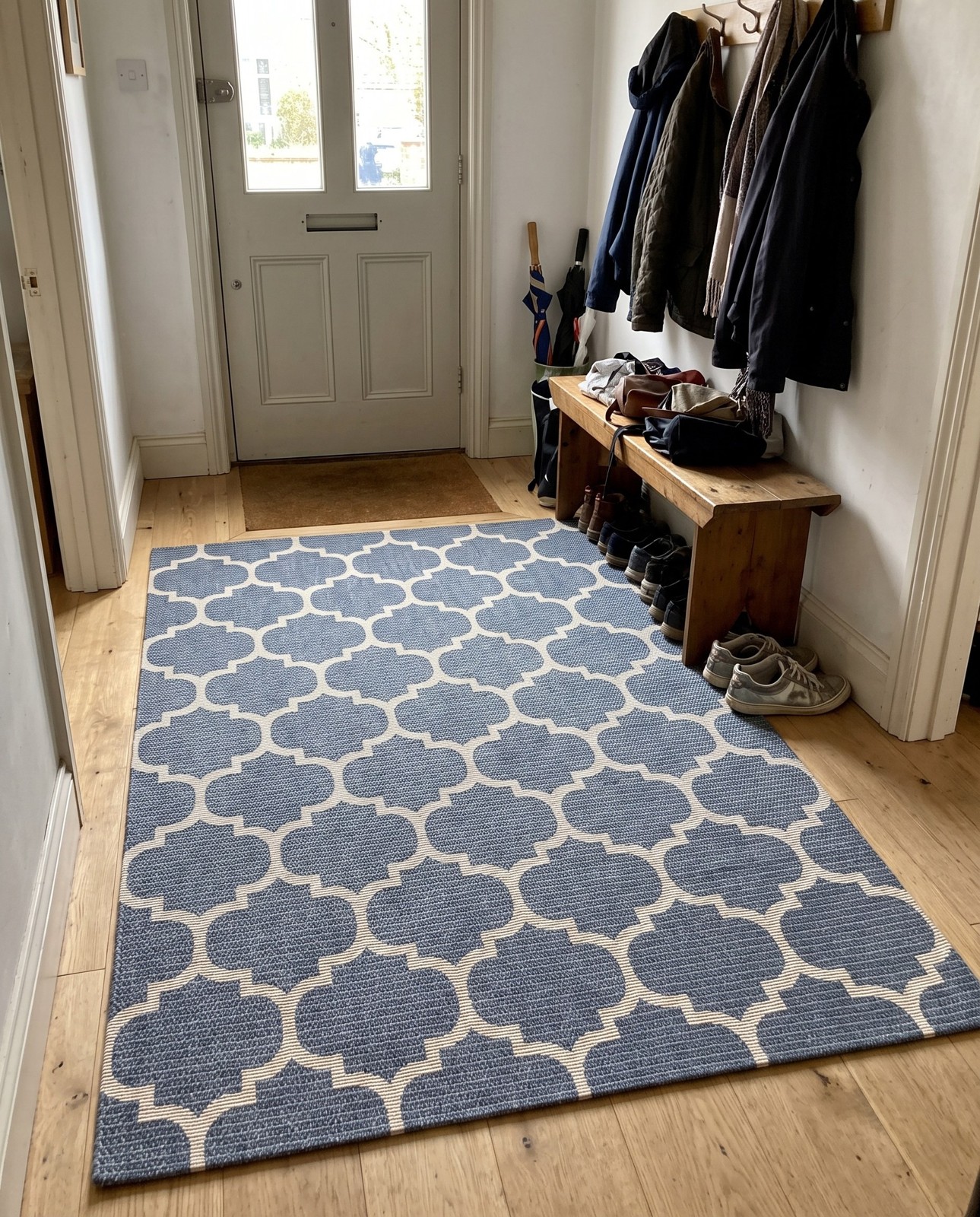 Detail image of 2' 2 x 3' Enid · Geometric rug, navy