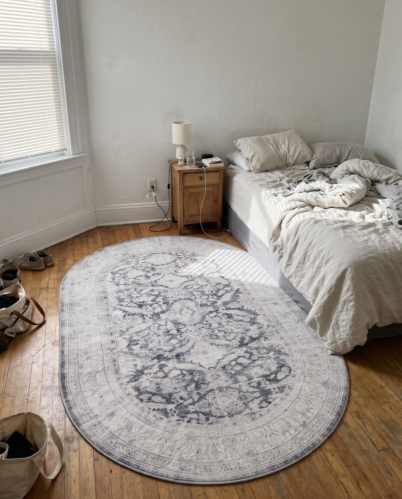 2' x 3' Augusta · Border Washable Rug, charcoal
