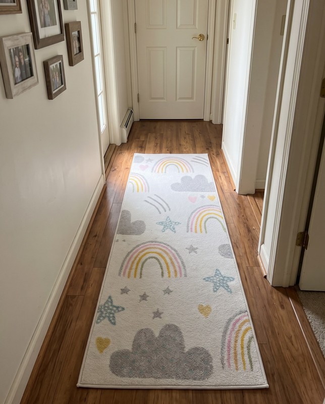 Canton Pictoral rug, ivory, 6 Ft Runner, in a room