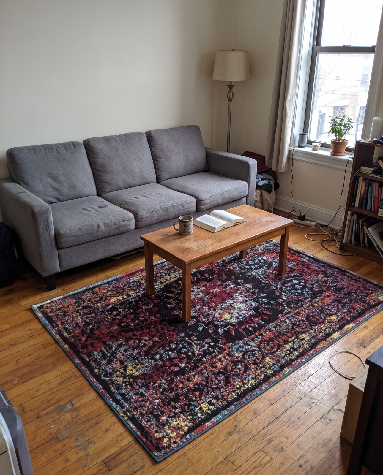 4' x 6' Benedetto · Border rug, multi