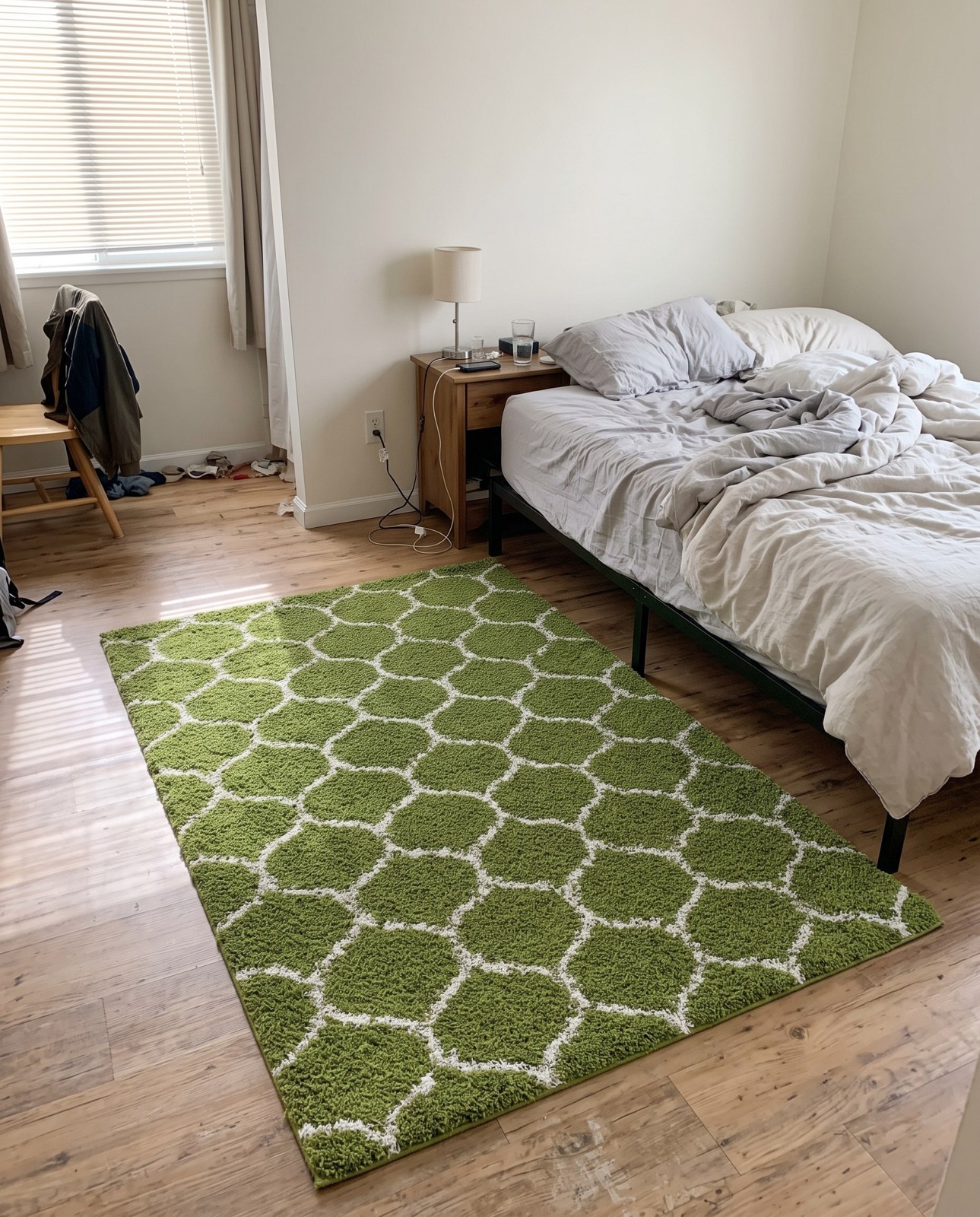 5' 3 x 8' Barnett · Lattice Shag Rug, green