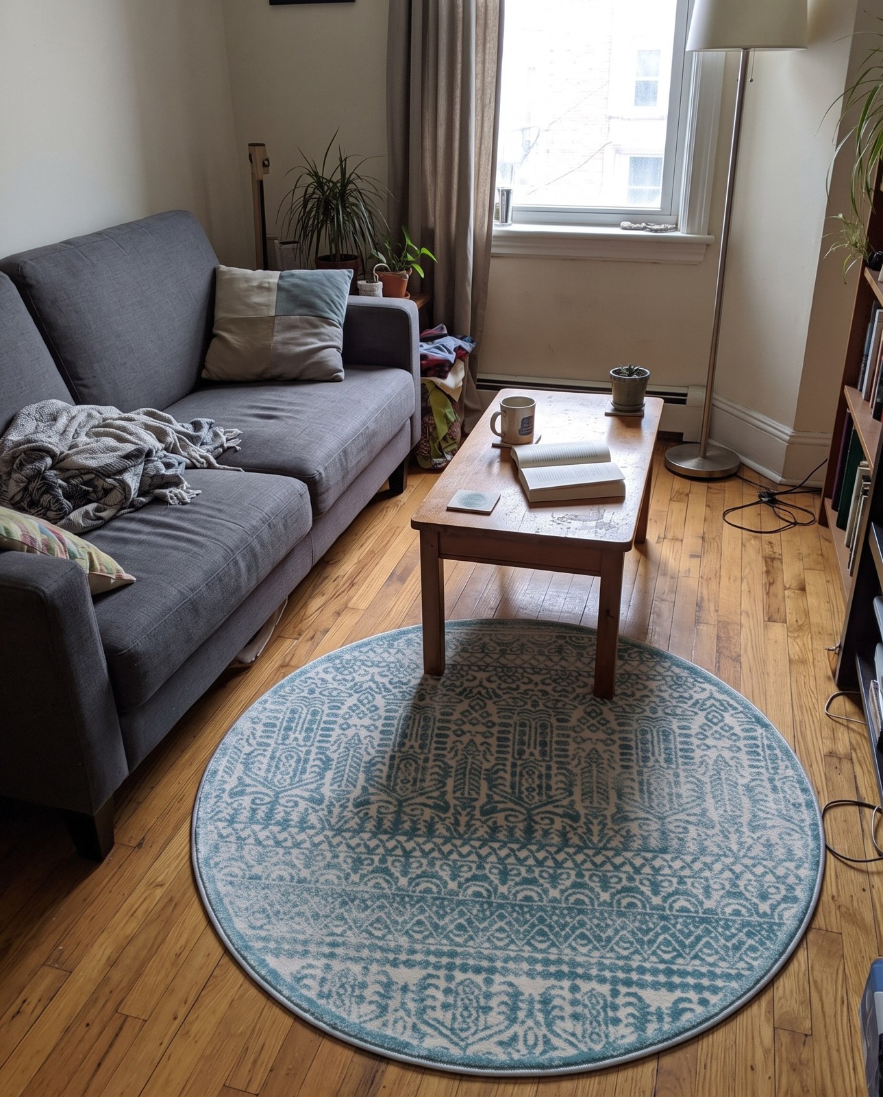 2' x 3' Lakewood · Bohemian rug, teal and ivory