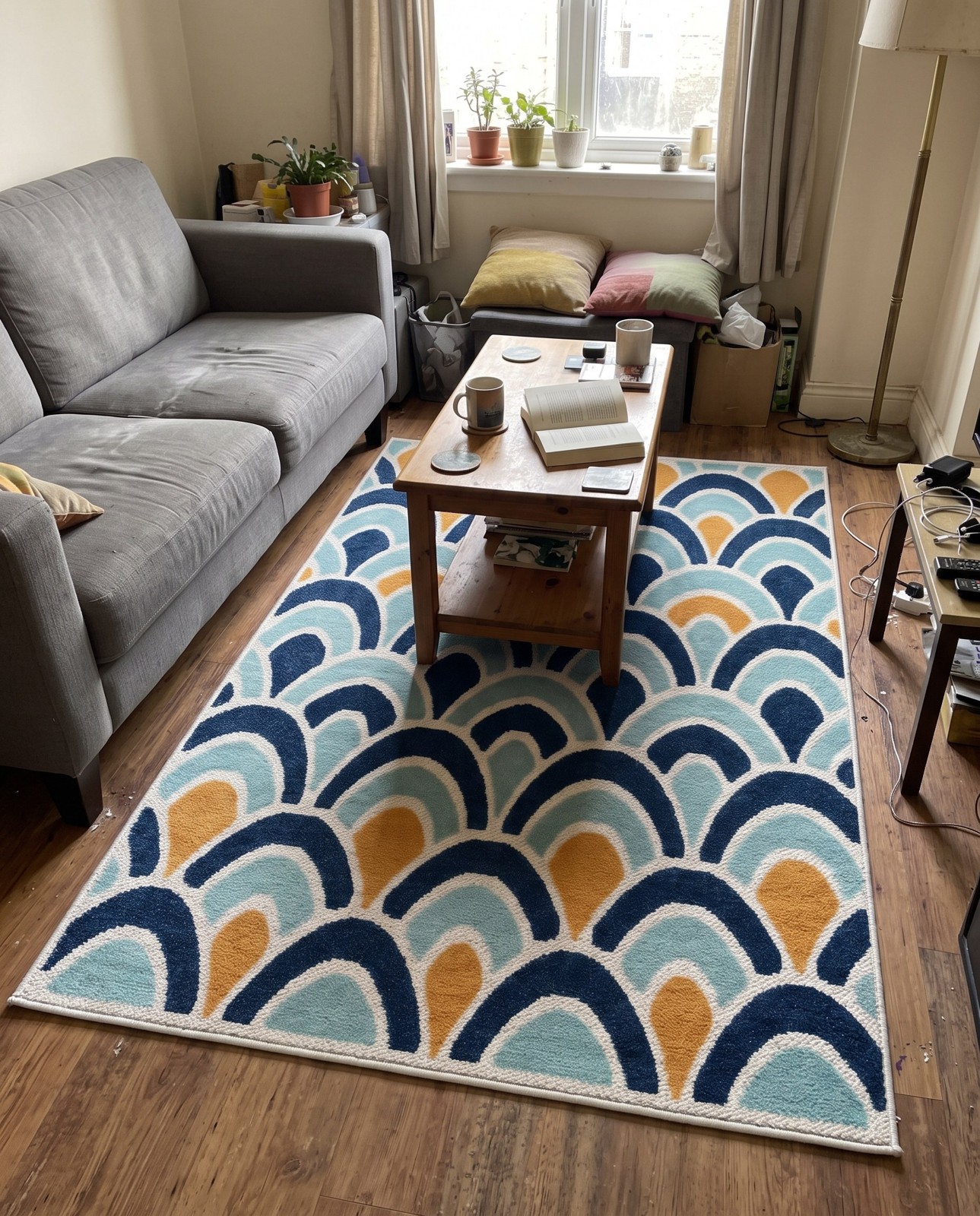 4' x 6' Skelton · Scallop geometric Outdoor Rug, blue and orange