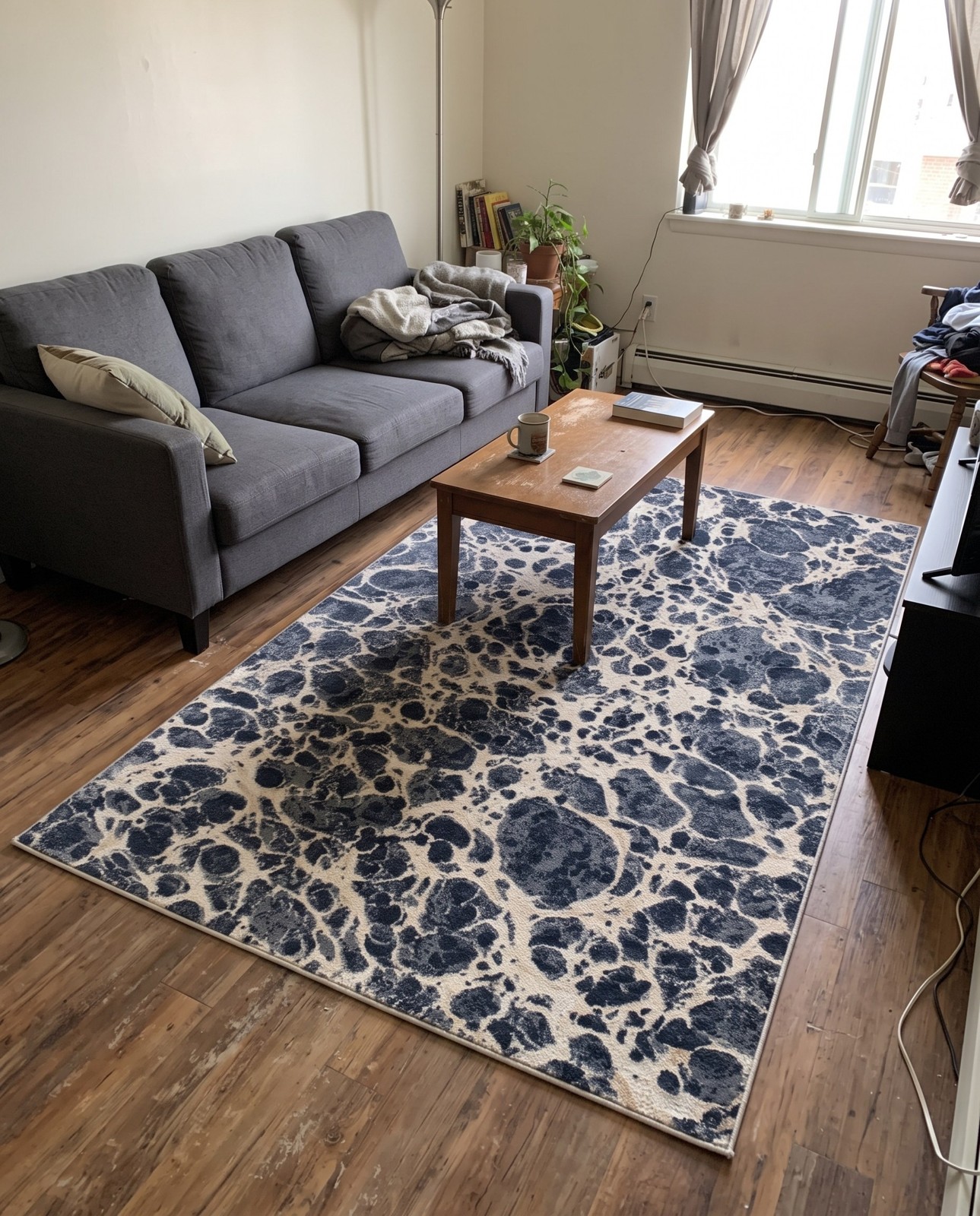 6' x 9' Lionel · Abstract rug, grey