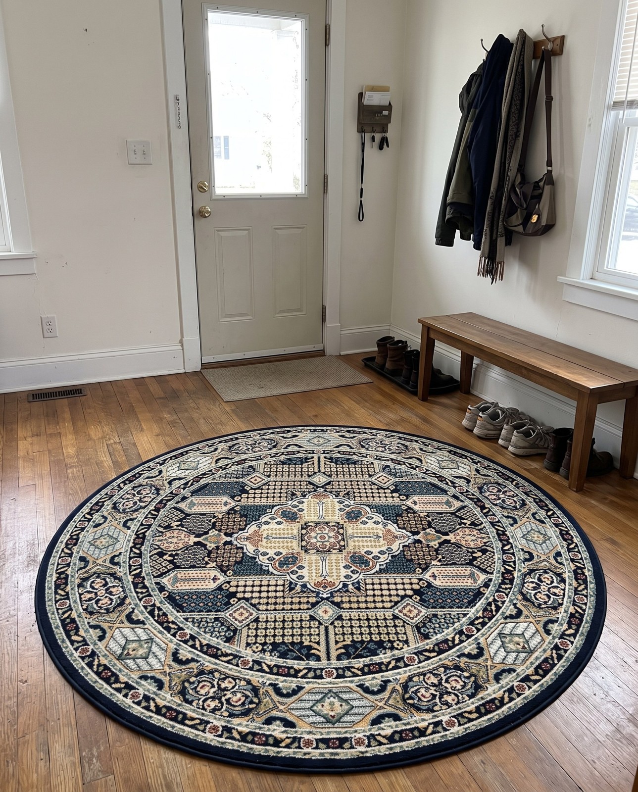 10' x 13' Blakemore · Border rug