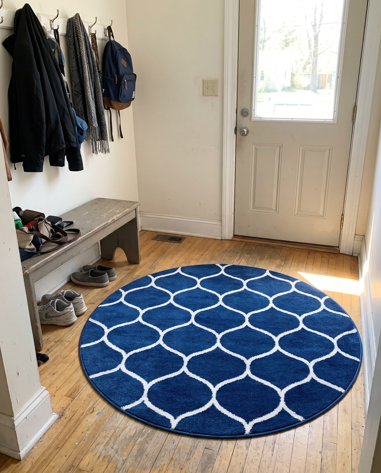 Detail image of 6' x 6' Ingram · Lattice rug, navy and ivory