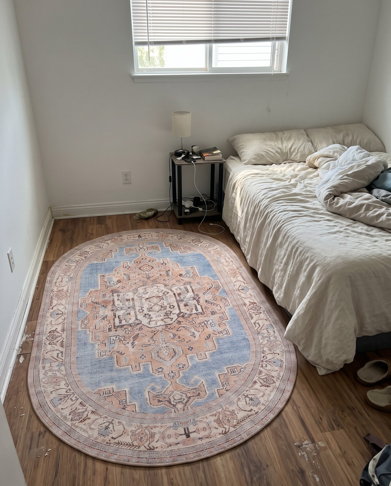 Detail image of 5' x 8' Boone · Medallion Washable Rug, blue and beige