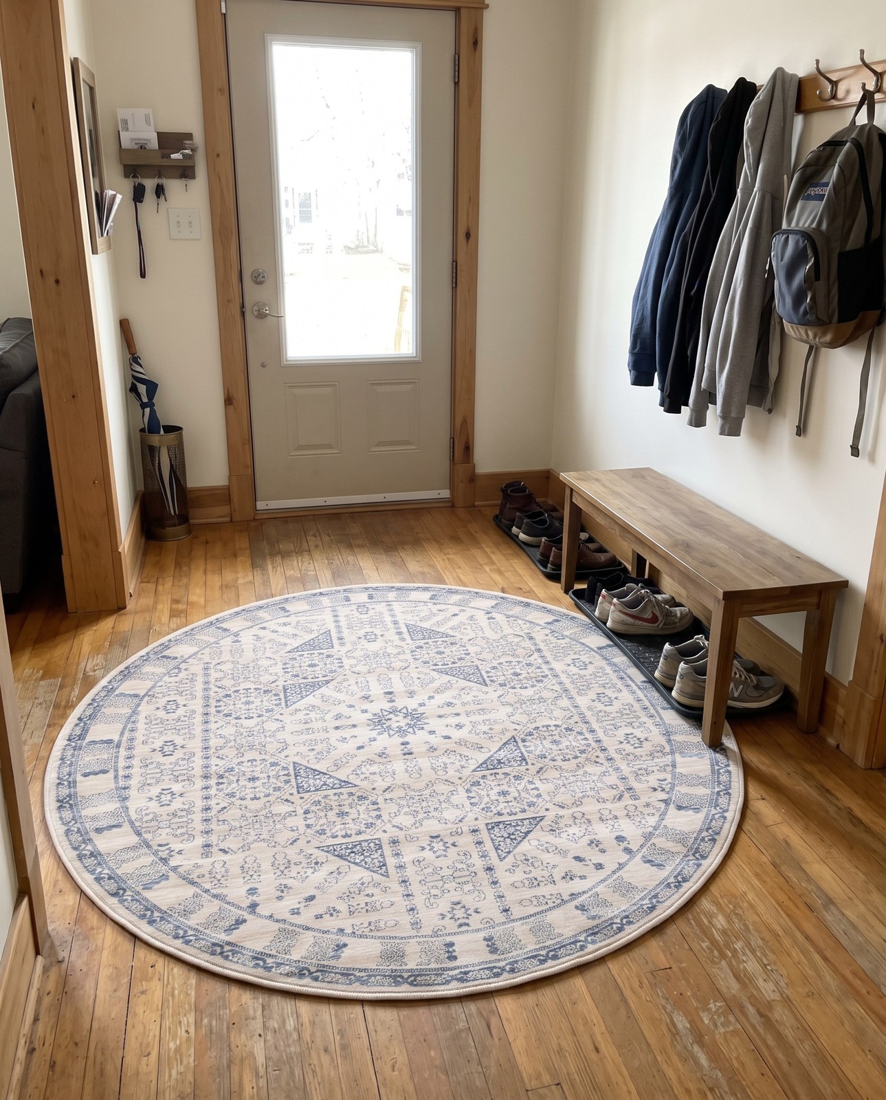 2' 2 x 3' Moseley · Rug