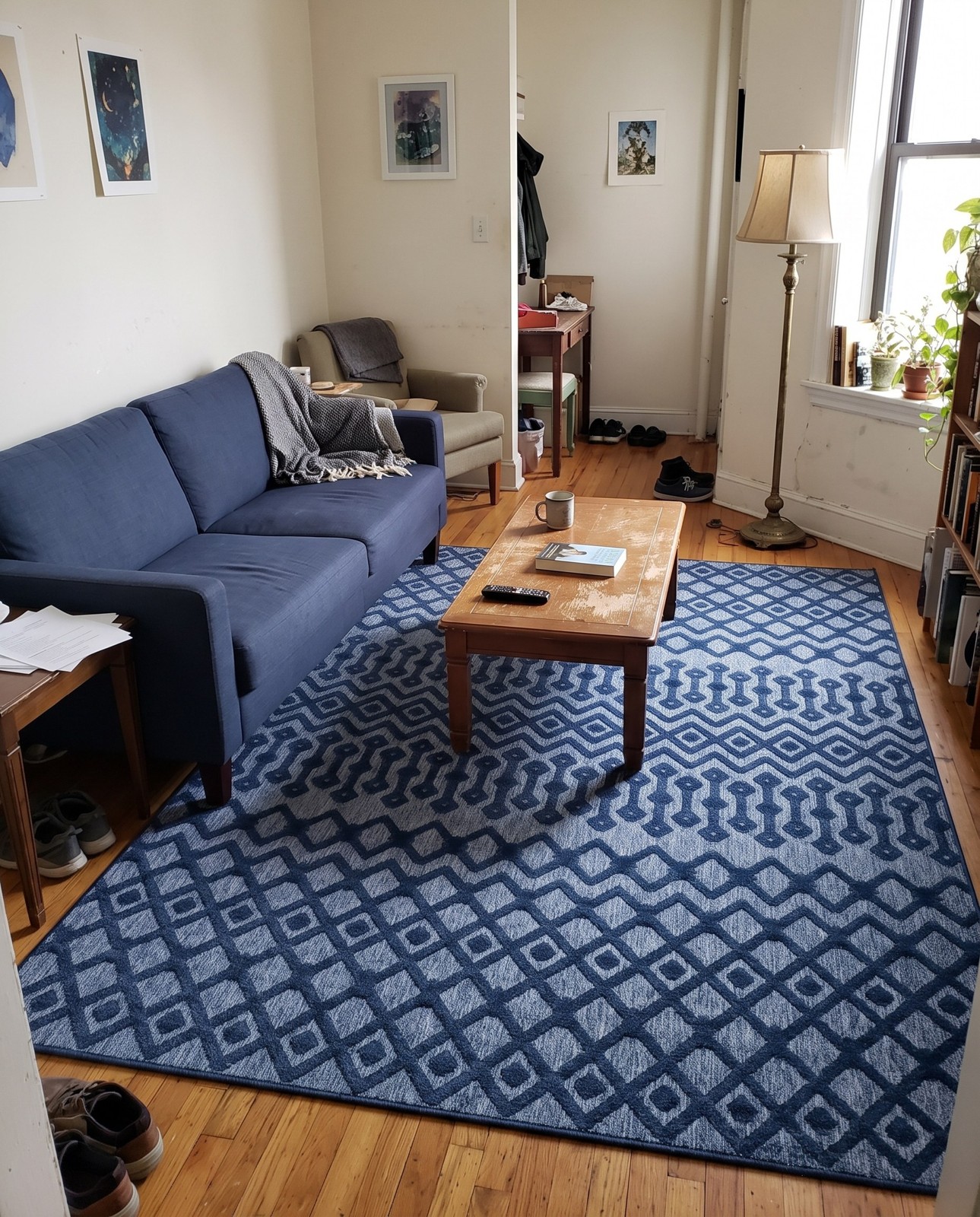 Detail image of 9' x 12' Creed · Chevron Outdoor Rug, navy