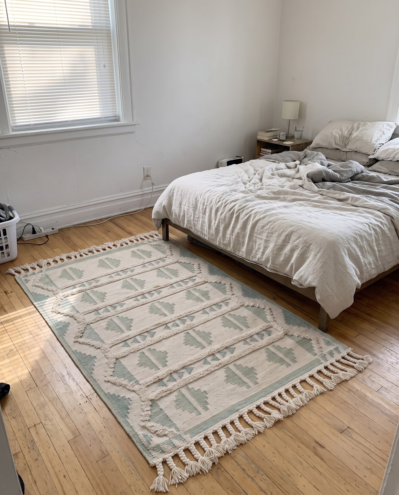 9' x 12' Maitland · Border Wool Rug