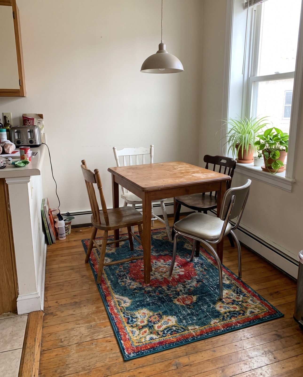 3' x 5' 3 Amberley · Medallion rug, navy and red
