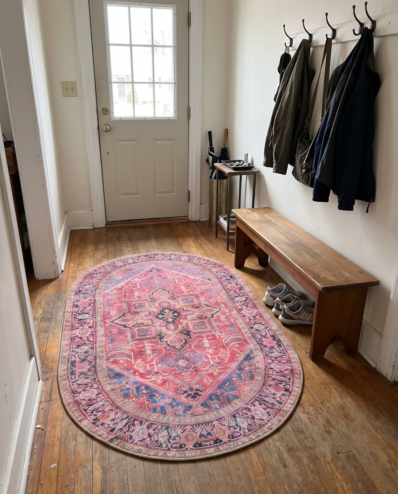 4' x 6' Bismarck · Border Washable Rug, red