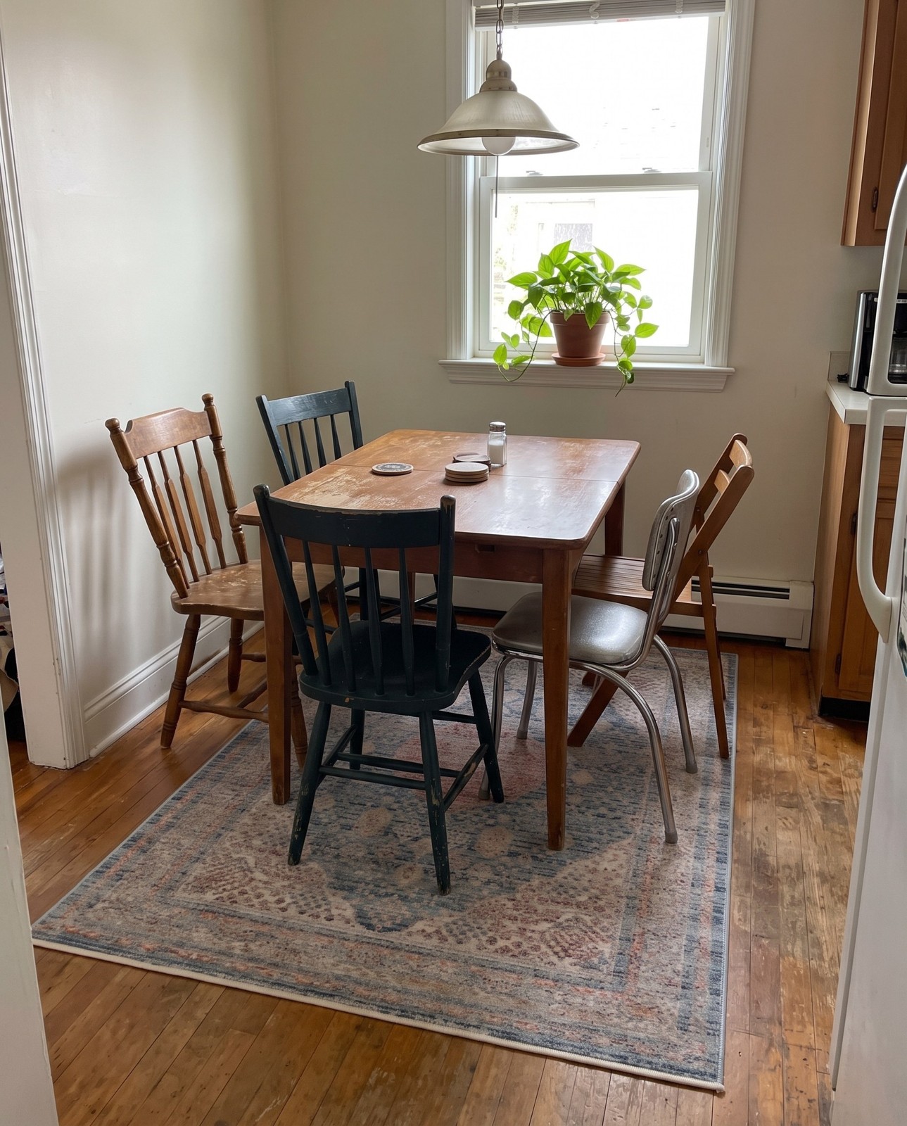 2' 2 x 3' Meridian · Border rug, blue