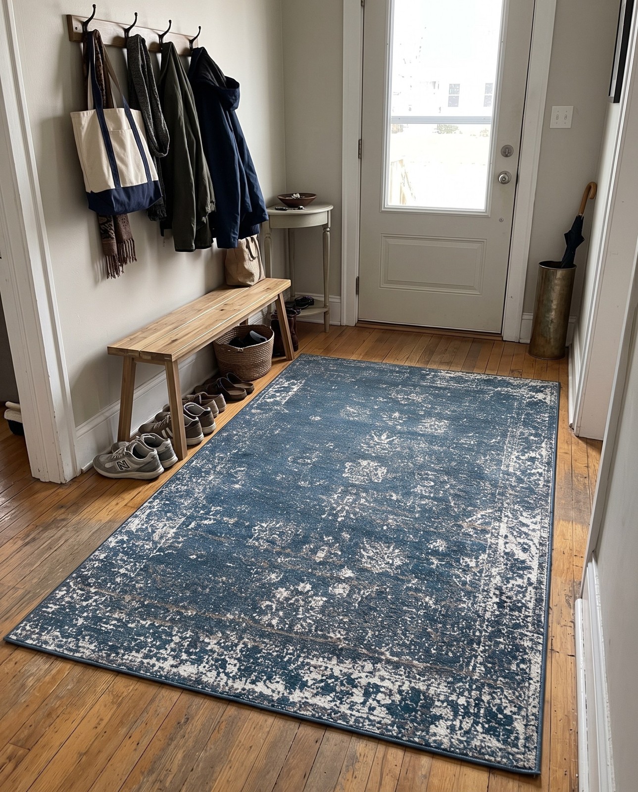 3' x 5' 3 Blakemore · Distressed medallion rug, blue and ivory