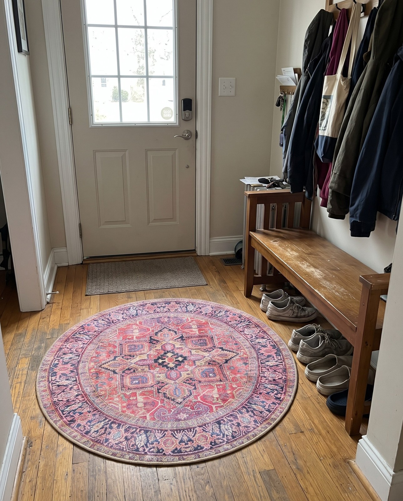 7' 7 x 7' 7 Bismarck · Border Washable Rug, red