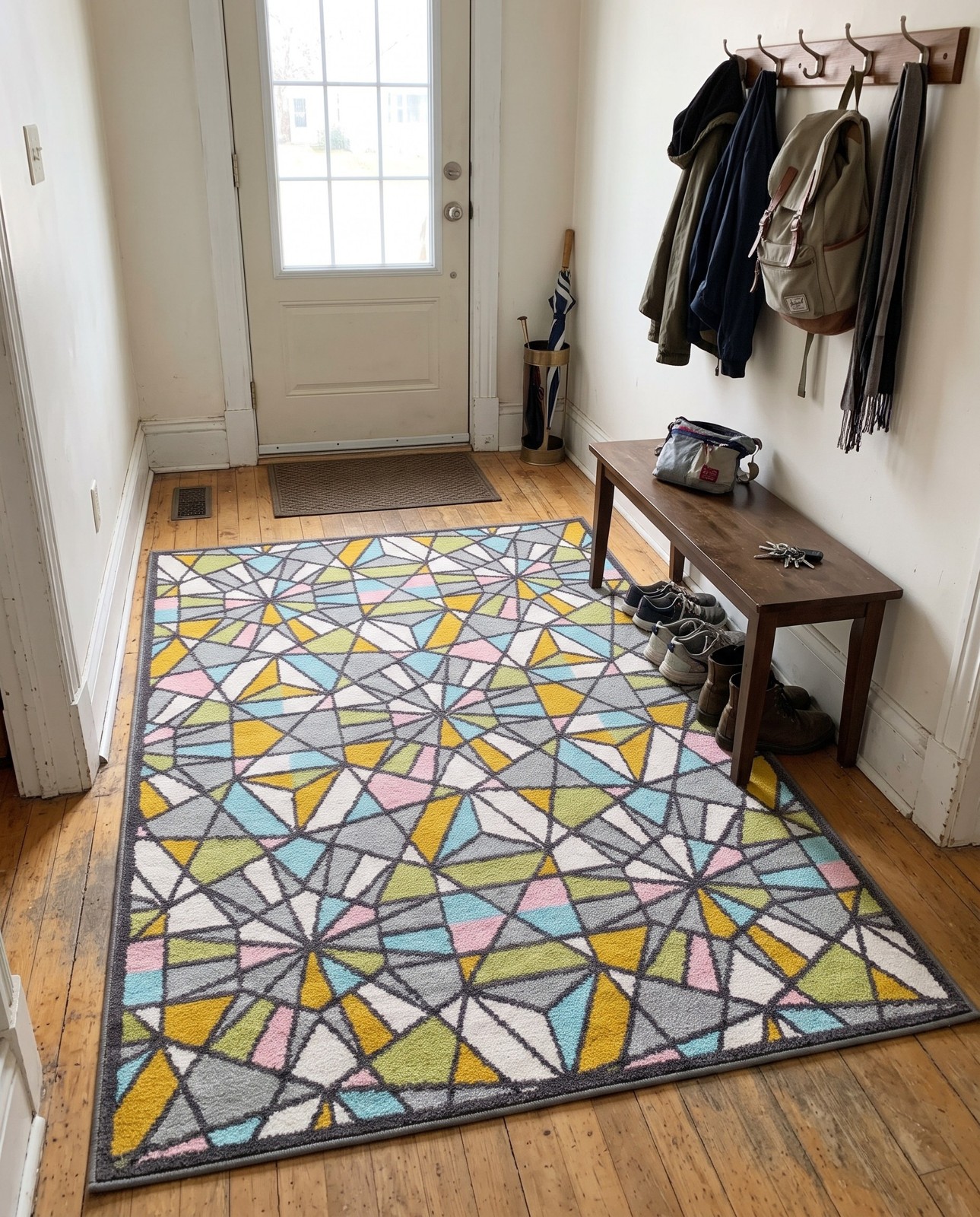 Detail image of 5' 3 x 8' Woodall · Geometric rug, multi