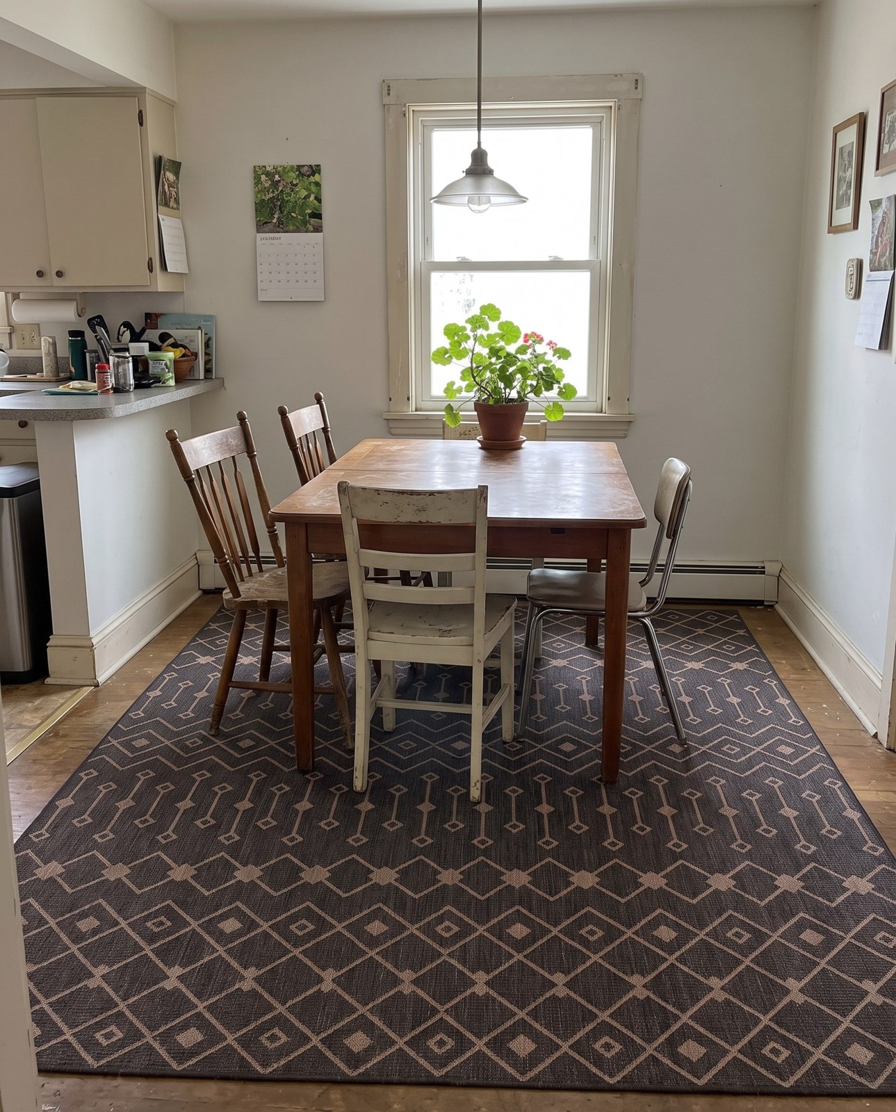 2' x 3' Kearney · Diamond Outdoor Rug, charcoal