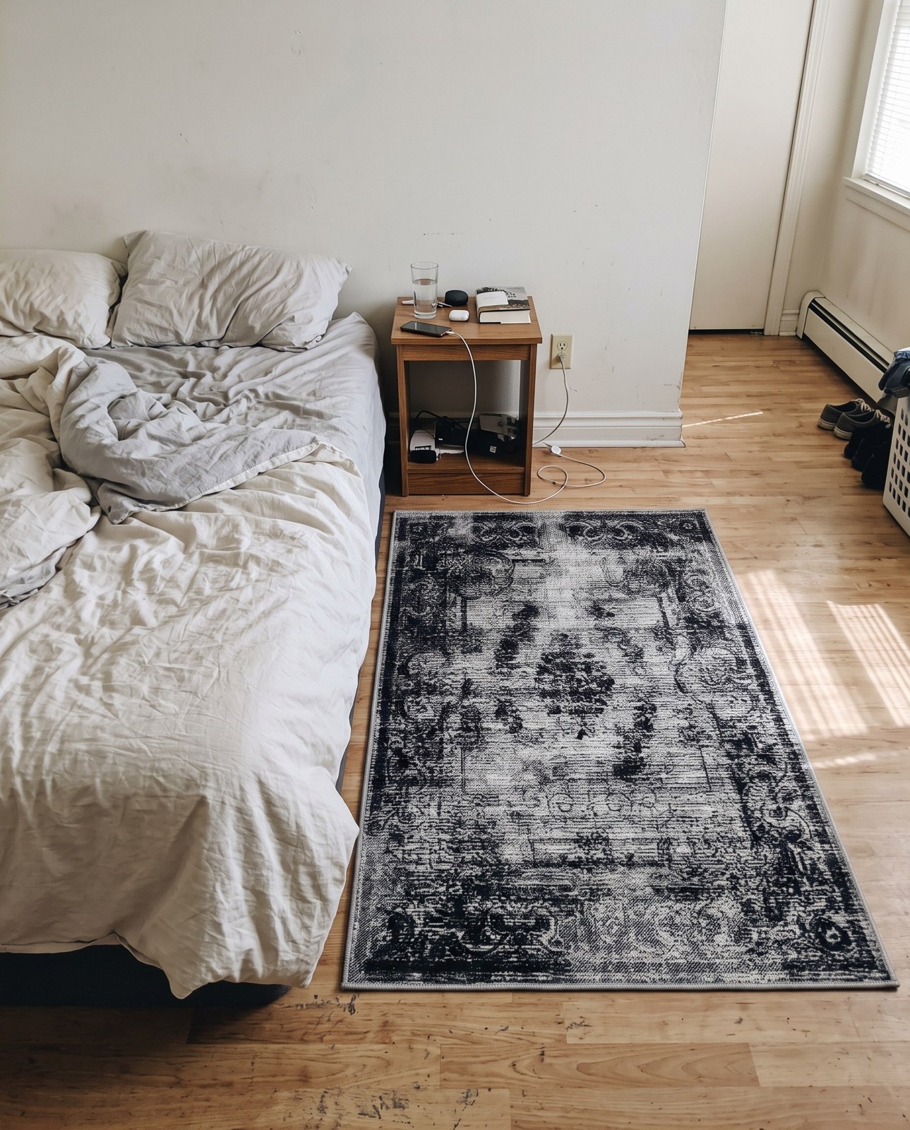 3' 3 x 5' 3 Stoner · Distressed medallion rug, gray and ivory