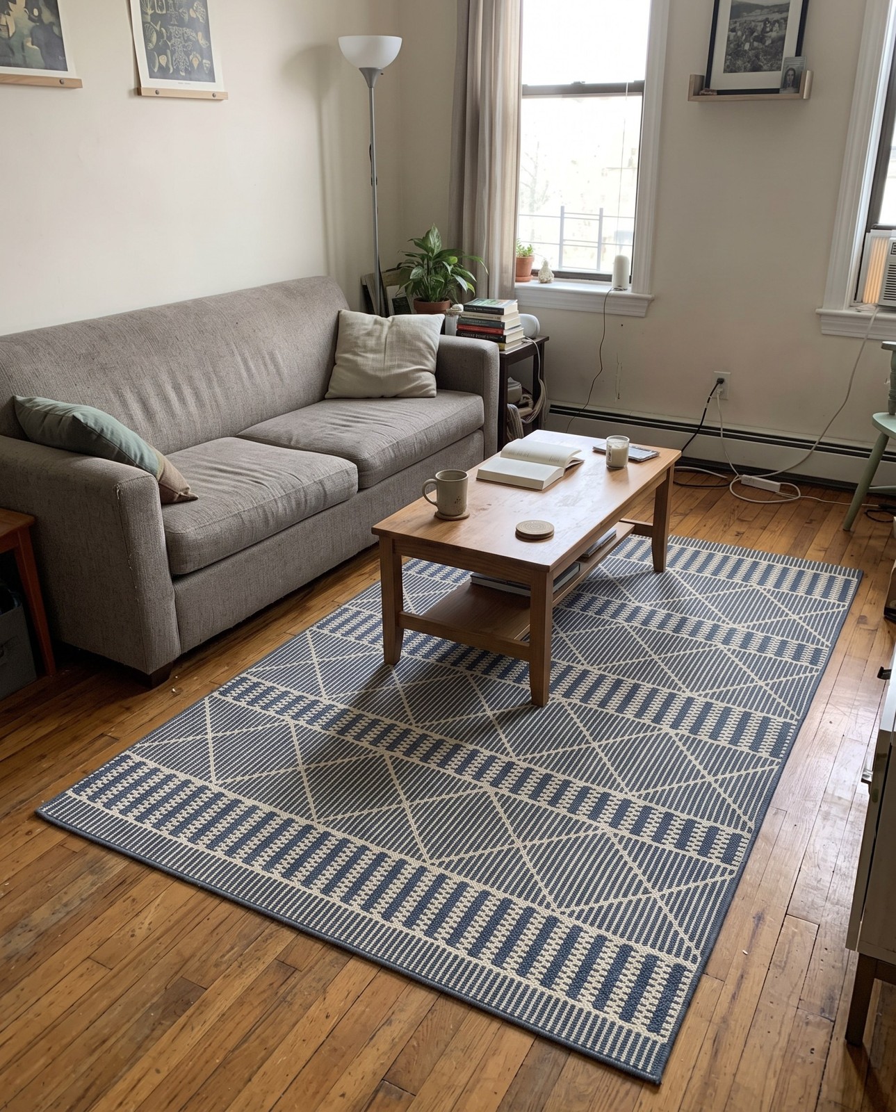 5' 3 x 8' Lomax · Abstract Outdoor Rug