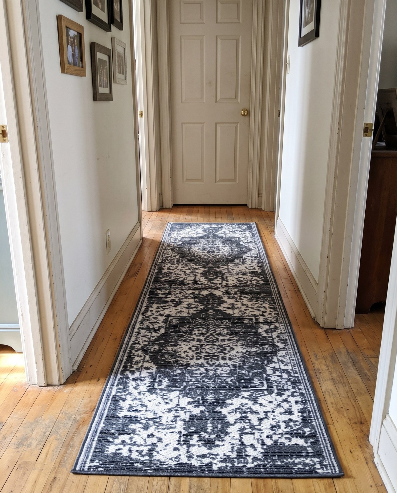 2' x 6' Millet · Distressed medallion Outdoor Rug, gray and ivory