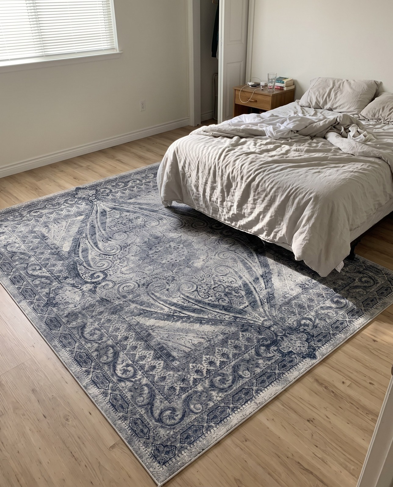 7' 10 x 10' Eberly · Medallion rug, dark blue and gray