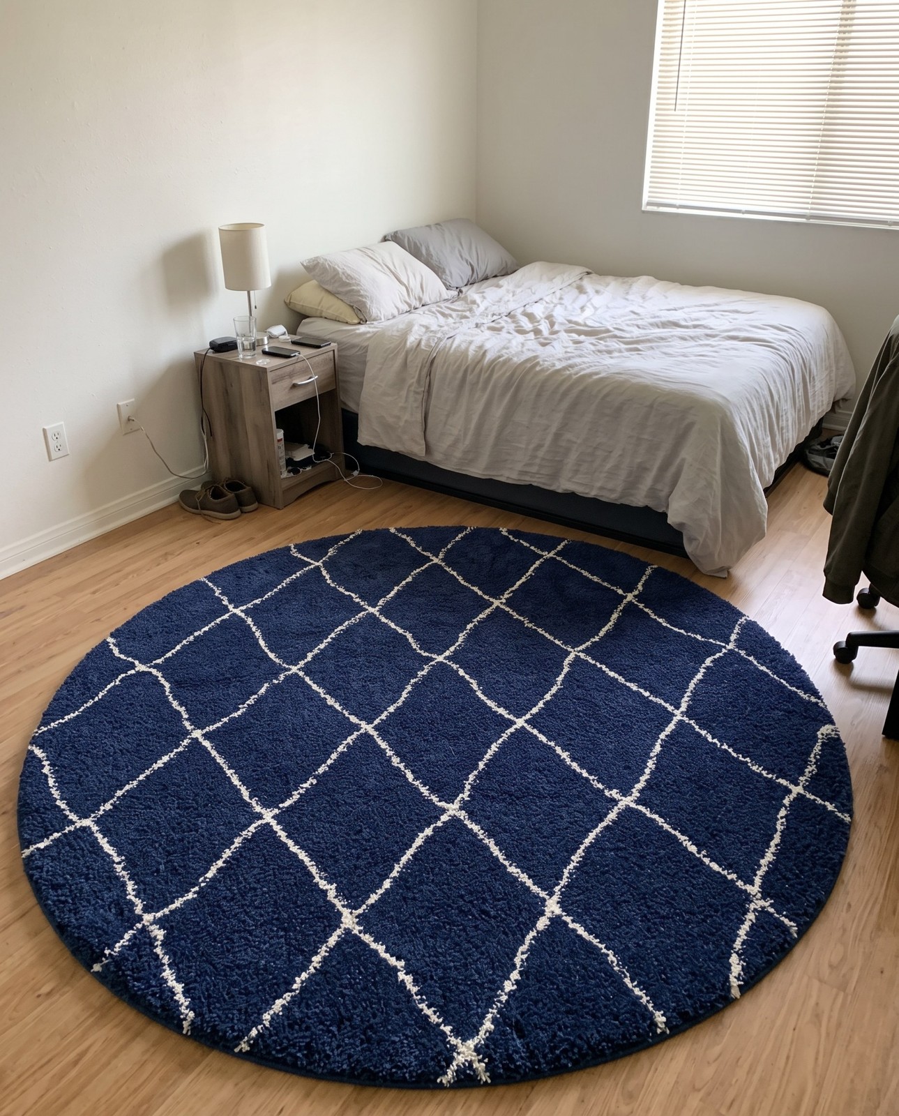 9' x 12' 2 Jameson · Lattice shag rug, navy and ivory