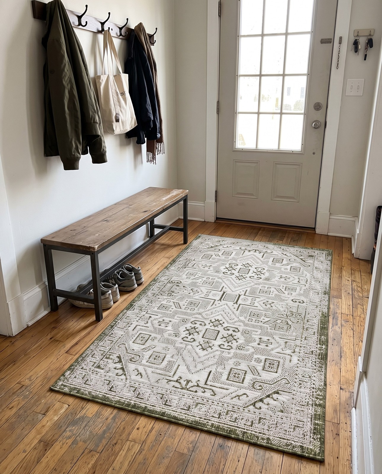 7' x 10' Estuary · Border Outdoor Rug, green