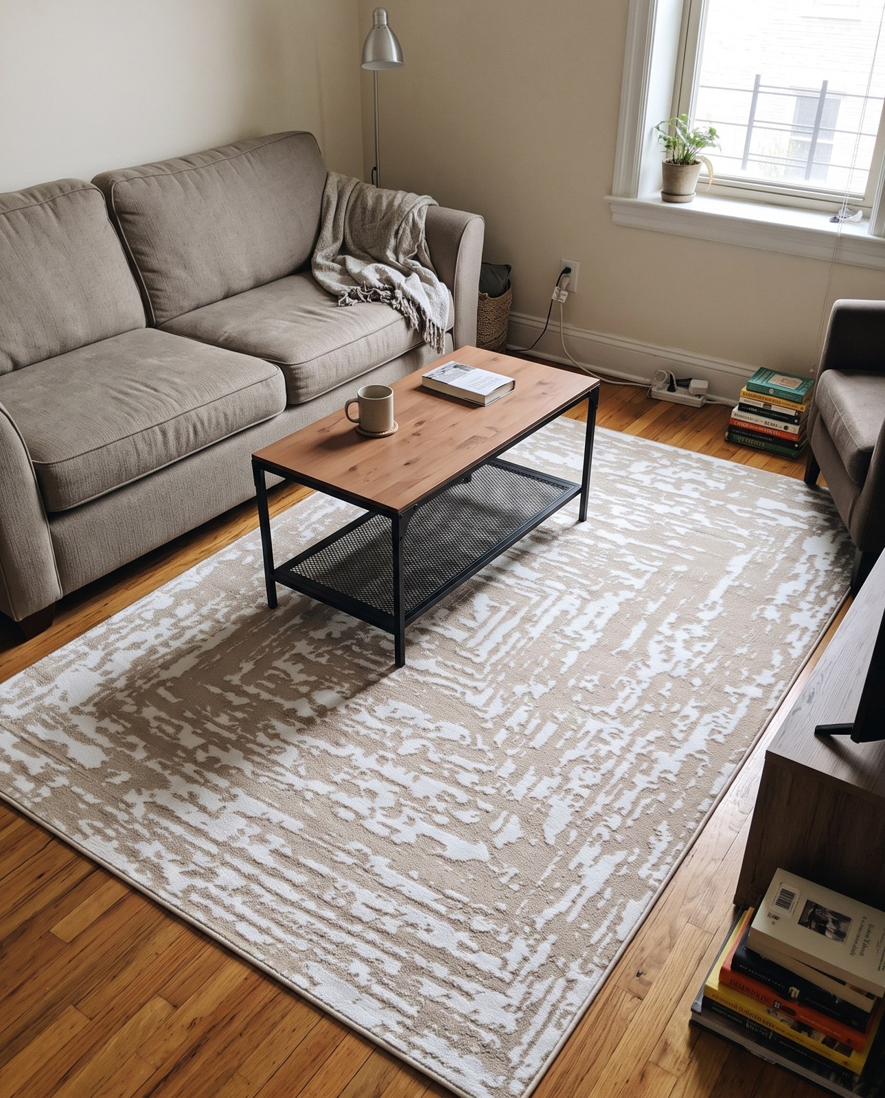 2' x 3' Wrenfield · Abstract bordered rug, bone and beige