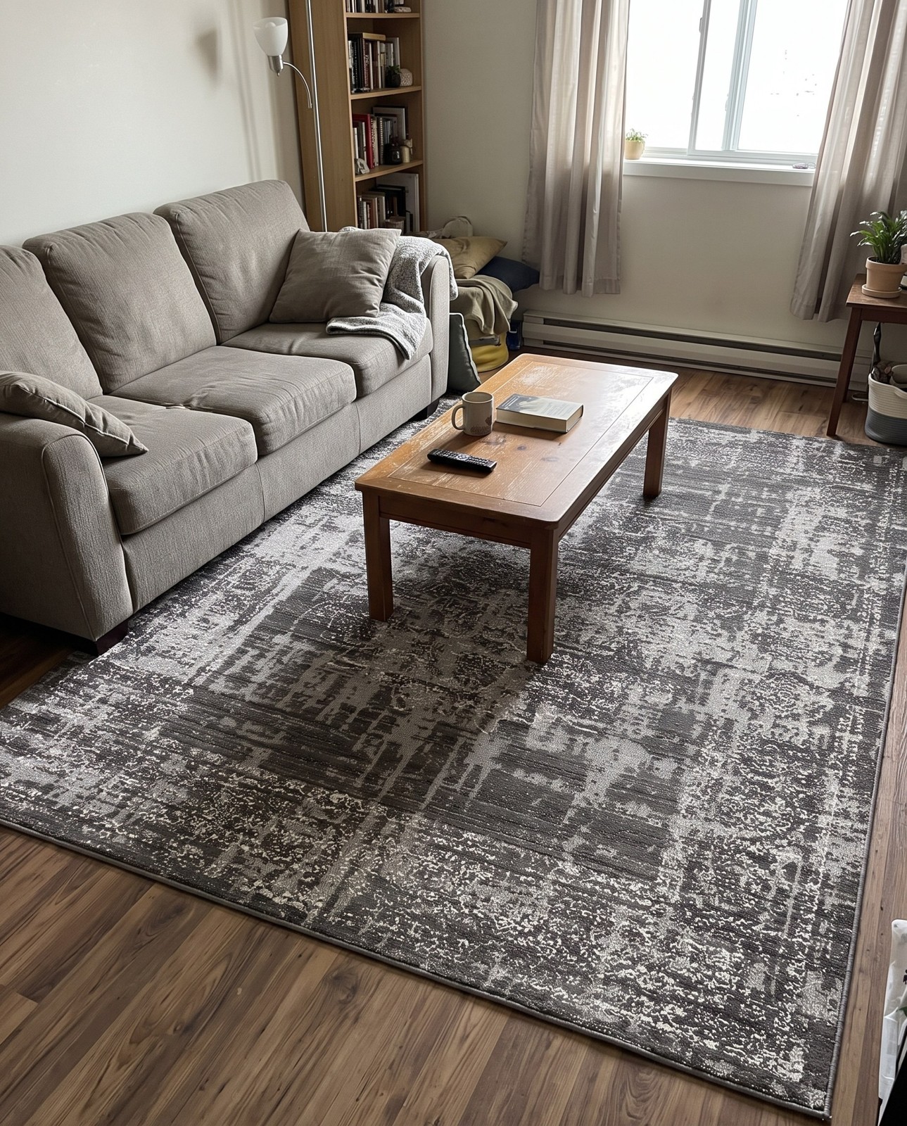 9' 10 x 13' 3 Leighton · Distressed medallion rug, gray and ivory